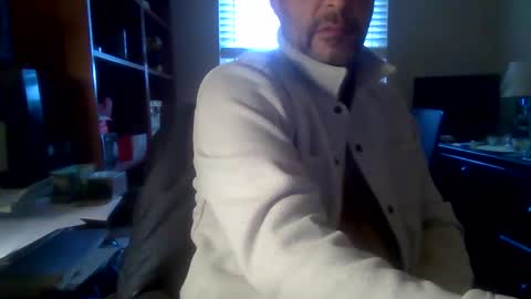 Snapshot of davethebooky chatting on December 19, 2024, 3:08 pm Dave online show from December 19, 2024, 3:08 pm