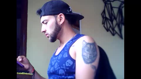 Snapshot of david23vergota chatting on October 21, 2025, 12:06 pm david23vergota online show from October 21, 2025, 12:06 pm