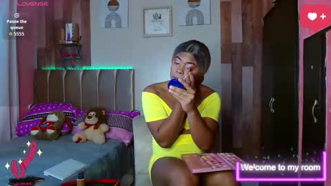 Snapshot of david778302 chatting on November 12, 2025, 9:25 pm Noha online show from November 12, 2025, 9:25 pm