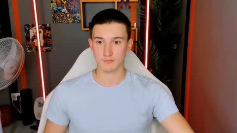 Snapshot of david__diamond chatting on September 8, 2025, 3:44 pm David online show from September 8, 2025, 3:44 pm