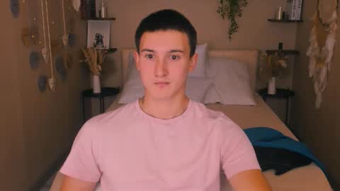 Snapshot of david__diamond chatting on September 17, 2025, 3:46 pm David online show from September 17, 2025, 3:46 pm