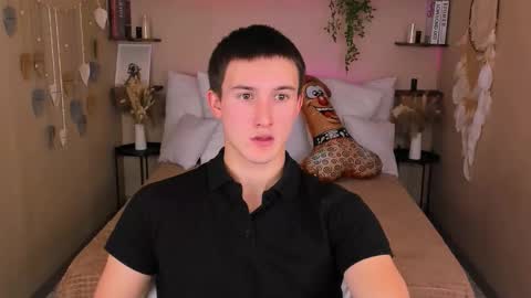 Snapshot of david__diamond chatting on October 4, 2025, 4:05 pm David online show from October 4, 2025, 4:05 pm