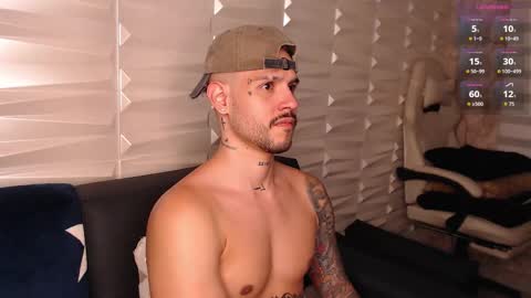 David col11 online show from October 17, 2025, 7:33 am