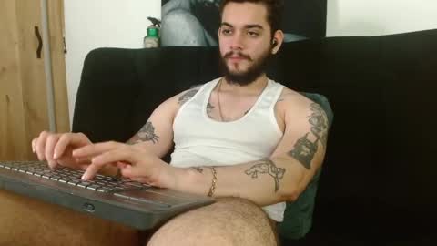 Snapshot of david_franco1 chatting on October 24, 2025, 8:49 pm Twitter davidsanctum online show from October 24, 2025, 8:49 pm