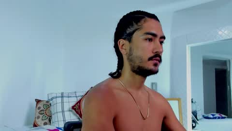 Snapshot of david_johnson372 chatting on October 22, 2025, 12:05 pm Hey im David that loves to explore and speak their fantasies. Very open talktative and nice. Feel free to chat with me online show from October 22, 2025, 12:05 pm