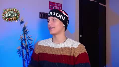 Snapshot of david_neill chatting on December 27, 2024, 3:26 pm David Neill online show from December 27, 2024, 3:26 pm