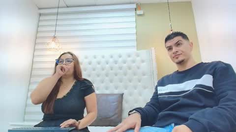 david_victoriaa online show from December 19, 2025, 1:07 pm