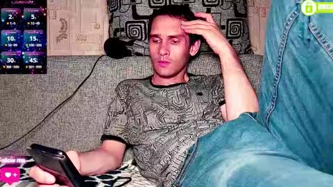 DavidCarroll online show from September 15, 2025, 8:31 pm