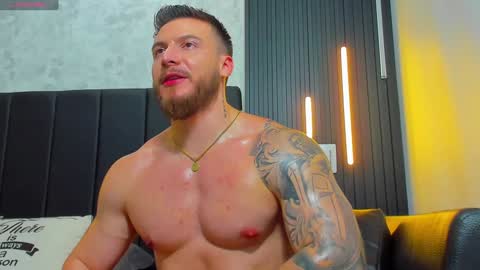 Snapshot of davidd_blake chatting on January 5, 2025, 8:43 am David Blakee online show from January 5, 2025, 8:43 am