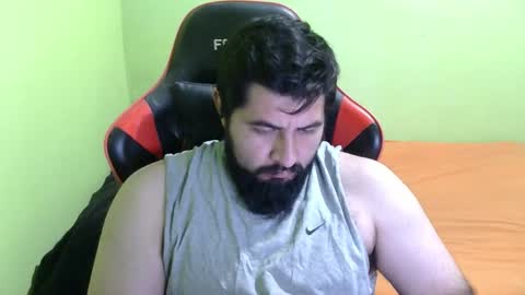 Snapshot of daviddelz chatting on December 1, 2025, 5:12 am David online show from December 1, 2025, 5:12 am