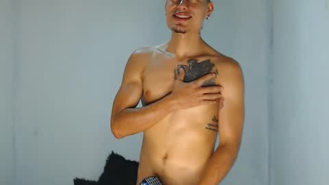 David Galvis - independent model online show from December 2, 2024, 11:51 pm