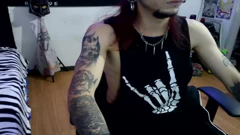 Snapshot of davidroses420 chatting on January 3, 2025, 3:27 am online show from January 3, 2025, 3:27 am