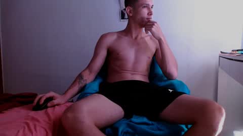 Snapshot of davidsalazar33 chatting on February 7, 2025, 5:52 am davidsalazar33 online show from February 7, 2025, 5:52 am