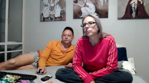 Snapshot of davidstong_cam chatting on June 19, 2026, 9:07 pm Davidstrong cam online show from June 19, 2026, 9:07 pm