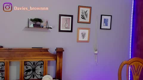 Snapshot of davies_brown chatting on February 10, 2025, 10:30 pm Davies brown schedule 12pm to 5pm col time online show from February 10, 2025, 10:30 pm