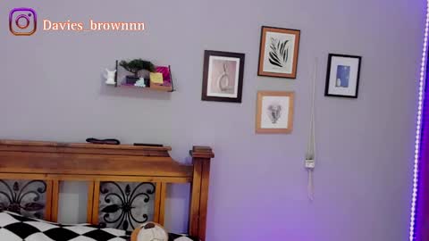 Snapshot of davies_brown chatting on February 20, 2025, 12:30 am Davies brown schedule 12pm to 5pm col time online show from February 20, 2025, 12:30 am