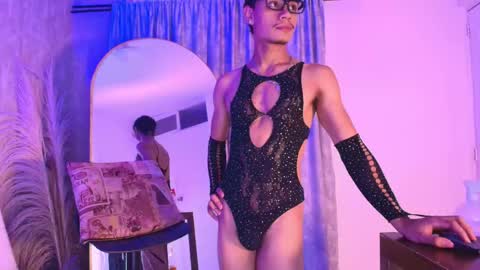 Davis online show from May 22, 2026, 11:27 am
