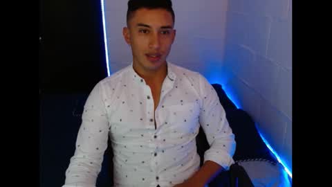 Snapshot of davixx258 chatting on February 20, 2025, 9:53 pm DS online show from February 20, 2025, 9:53 pm