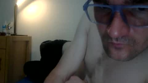 davocolours1112 online show from May 29, 2026, 11:36 pm