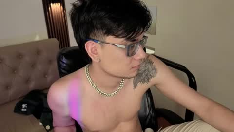 davoxer online show from April 9, 2026, 6:19 am