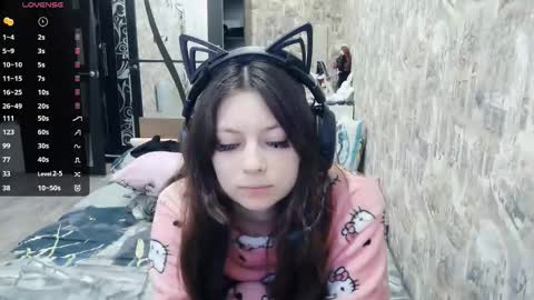 Alice online show from November 21, 2025, 8:24 am