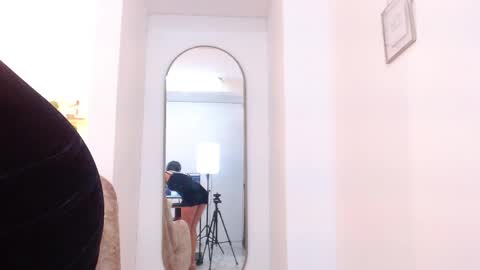 Snapshot of day_demoni chatting on April 11, 2026, 1:48 pm day_demoni online show from April 11, 2026, 1:48 pm