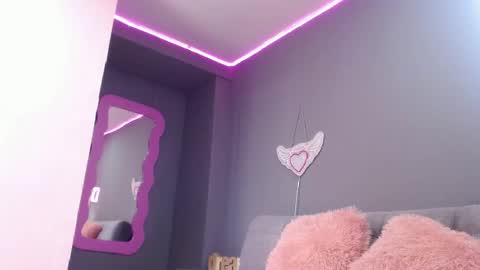 Snapshot of day_demoni chatting on May 11, 2026, 4:04 pm day_demoni online show from May 11, 2026, 4:04 pm