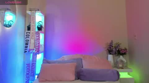 Dayana Hill online show from July 8, 2026, 12:26 am