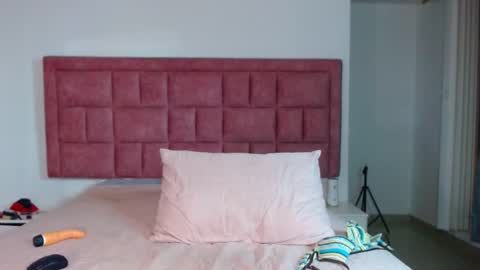 dayannaxxo online show from January 27, 2025, 8:18 am