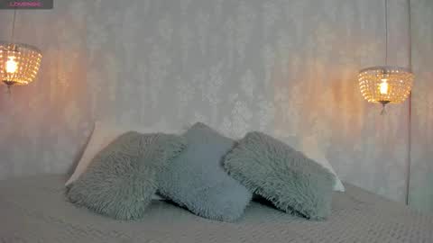 DAYRA ANGELS online show from September 25, 2025, 6:11 pm