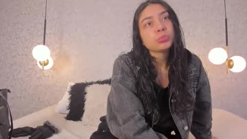 DAYRA ANGELS online show from October 9, 2025, 9:13 pm