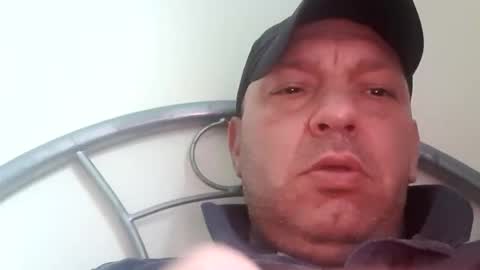 Snapshot of dazzaboxer chatting on September 22, 2025, 4:09 pm dazzaboxer online show from September 22, 2025, 4:09 pm