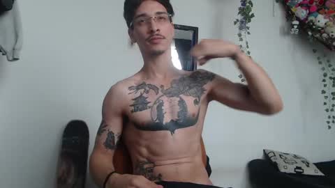 dazzayy online show from May 31, 2026, 3:41 pm