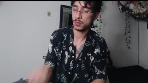 dazzayy online show from June 11, 2026, 5:38 am