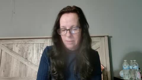 Dazzling Peach Goddess online show from March 8, 2025, 3:13 pm