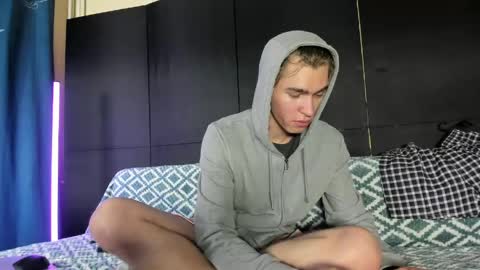 Dbartmoss online show from June 3, 2026, 10:04 pm