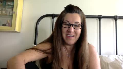 Snapshot of ddmolly chatting on December 30, 2024, 8:58 pm DDMolly online show from December 30, 2024, 8:58 pm