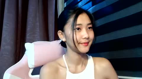 Snapshot of de_amore chatting on September 21, 2025, 11:17 pm Angel online show from September 21, 2025, 11:17 pm