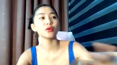 Snapshot of de_amore chatting on November 9, 2025, 1:48 am Angel online show from November 9, 2025, 1:48 am