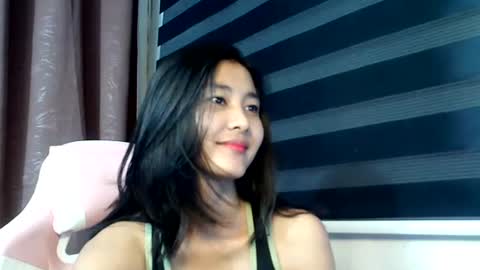 Snapshot of de_amore chatting on November 10, 2025, 10:58 am Angel online show from November 10, 2025, 10:58 am