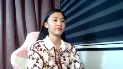 Angel online show from November 21, 2025, 10:36 am