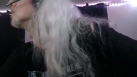 deaconoddeye online show from November 7, 2025, 7:58 pm