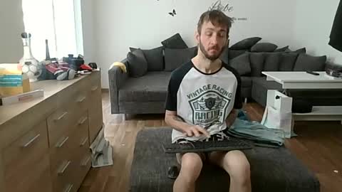 Snapshot of deaf_fc_union_berlin14 chatting on March 28, 2026, 6:57 am robert online show from March 28, 2026, 6:57 am