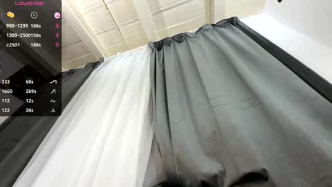 Snapshot of deafhugetits_110e chatting on October 6, 2025, 8:17 pm DEAF Zoe and NaughtiestGal Misty online show from October 6, 2025, 8:17 pm