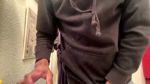 dealwithit805747 online show from January 19, 2025, 4:54 am