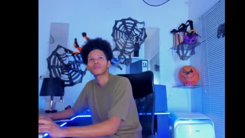 Snapshot of deamon_devil chatting on October 13, 2025, 4:23 am deamon_devil online show from October 13, 2025, 4:23 am