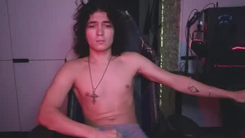 dean_raven online show from July 28, 2026, 9:25 pm
