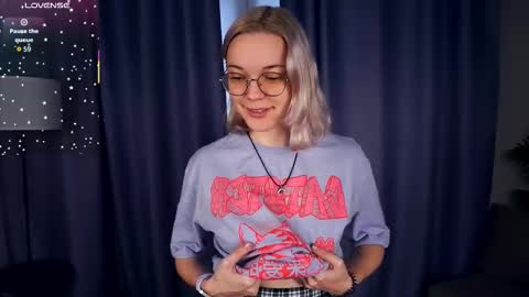 Snapshot of deannmaslen chatting on October 28, 2025, 5:33 am Charlie 18yo online show from October 28, 2025, 5:33 am