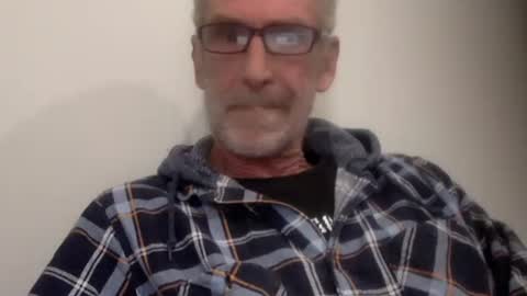 Snapshot of deanofflove221000 chatting on October 6, 2025, 5:38 am deanofflove221000 online show from October 6, 2025, 5:38 am