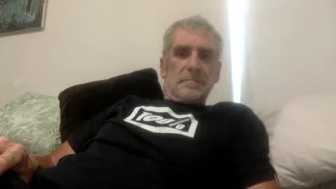 Snapshot of deanofflove221000 chatting on November 23, 2025, 6:24 am deanofflove221000 online show from November 23, 2025, 6:24 am